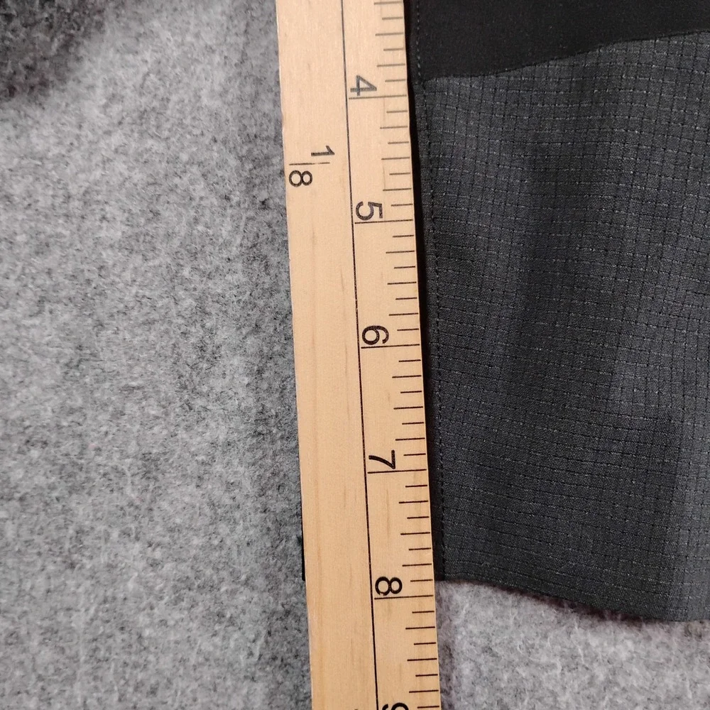 Lululemon Namaste At The Beach Shorts Mens Large Black Grey 8 Inch Inseam